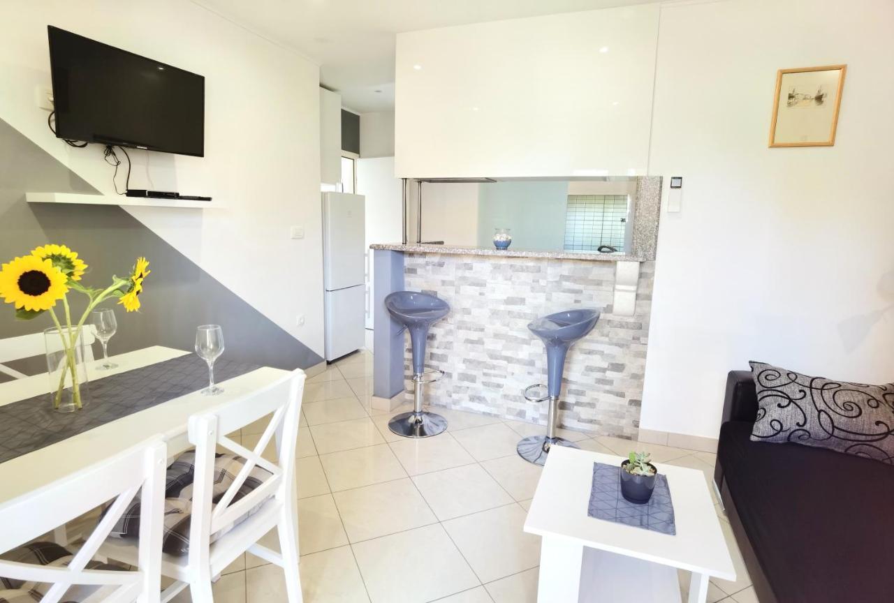 Apartments Andrea Сплит Экстерьер фото