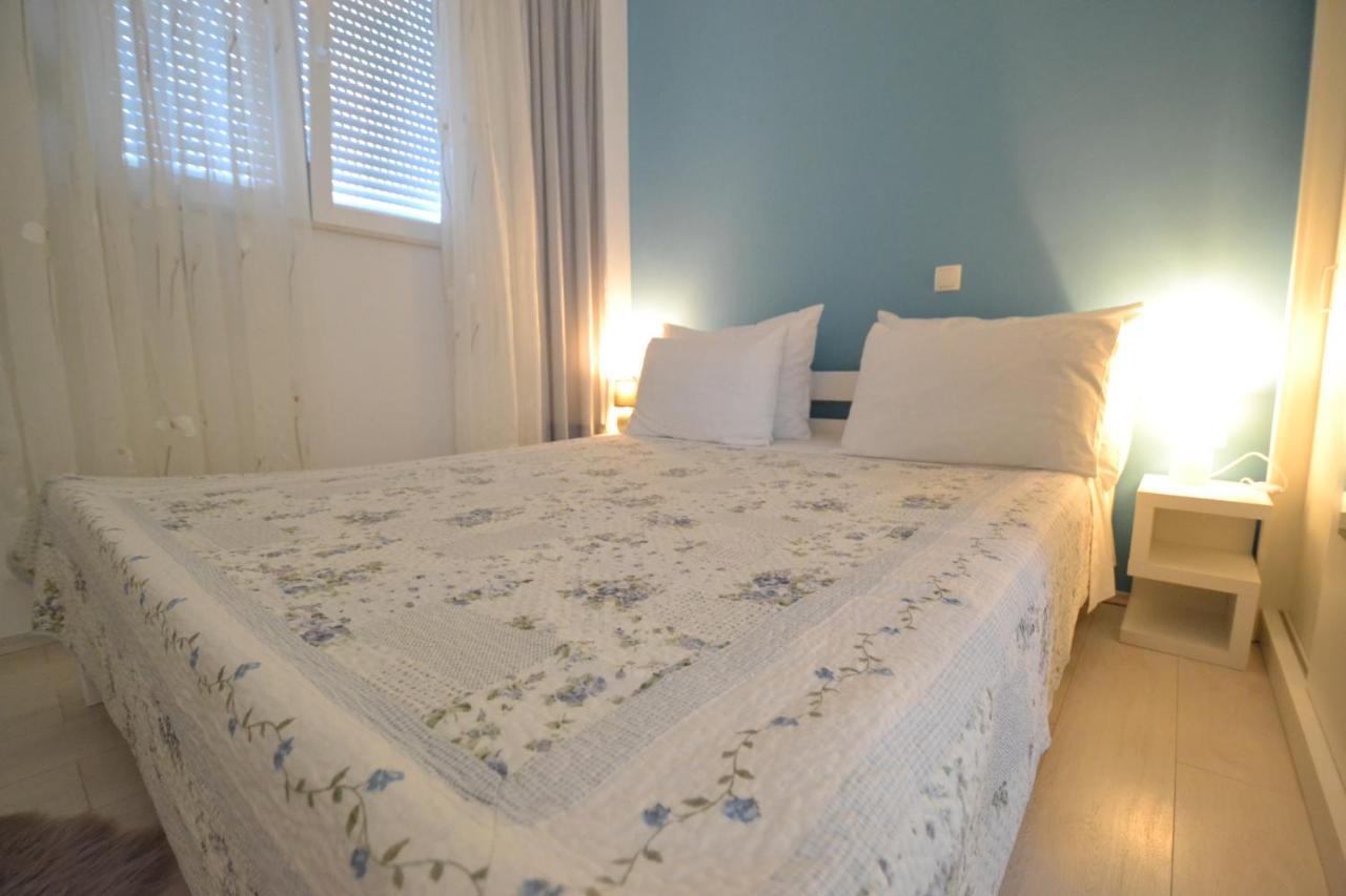 Apartments Andrea Сплит Экстерьер фото