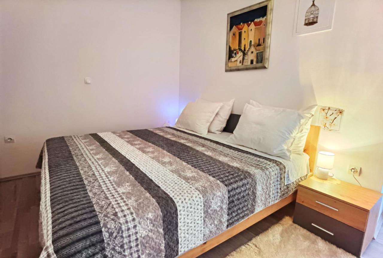Apartments Andrea Сплит Экстерьер фото